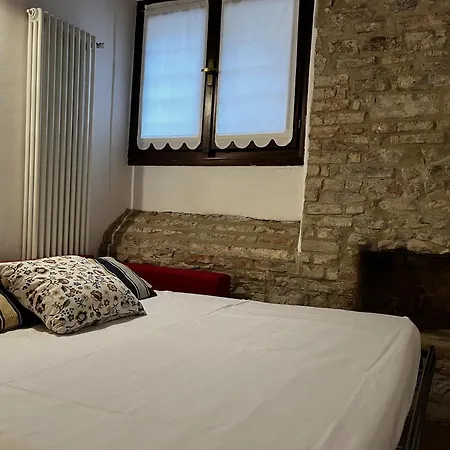 Johnny Alta شقة بيرغامو